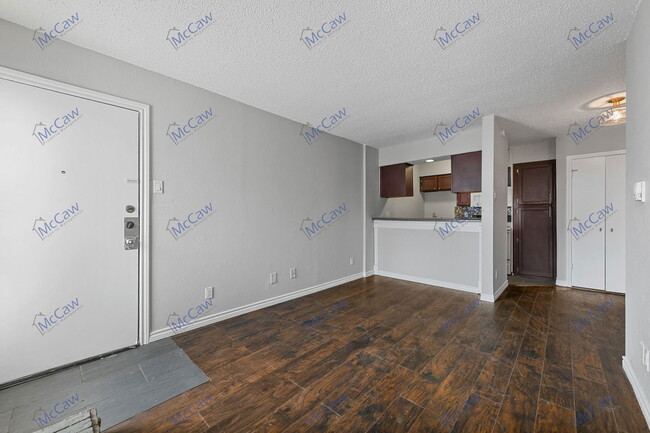 Photo - 9520 Royal Ln Unit 321