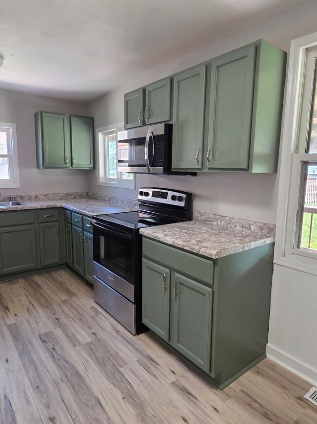 Photo - Newly renovated 3 bedroom house