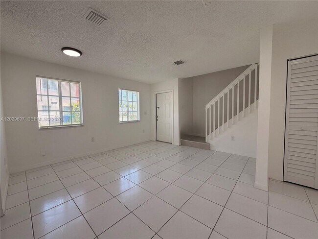 Photo - 18774 SW 100th Ave