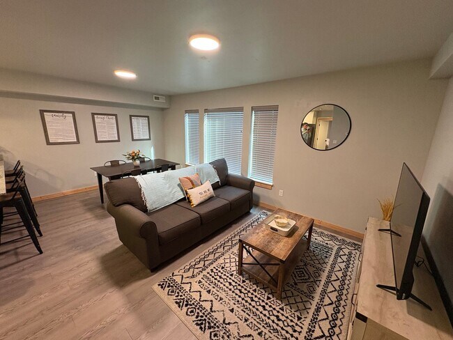 280 E Lorene St Unit 19202