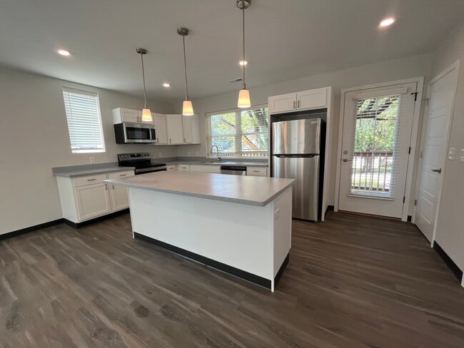 Lincoln Townhomes