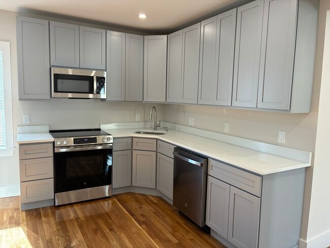 Building Photo - 80 Sudan St Unit 2
