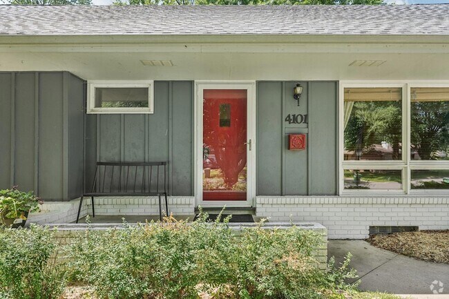Building Photo - 4101 Kentucky Ave N Rental
