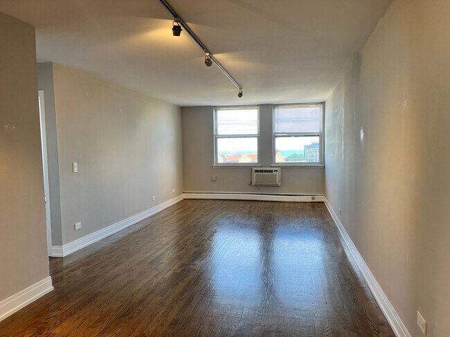 Photo - 6401 N Sheridan Rd Unit 15-1106