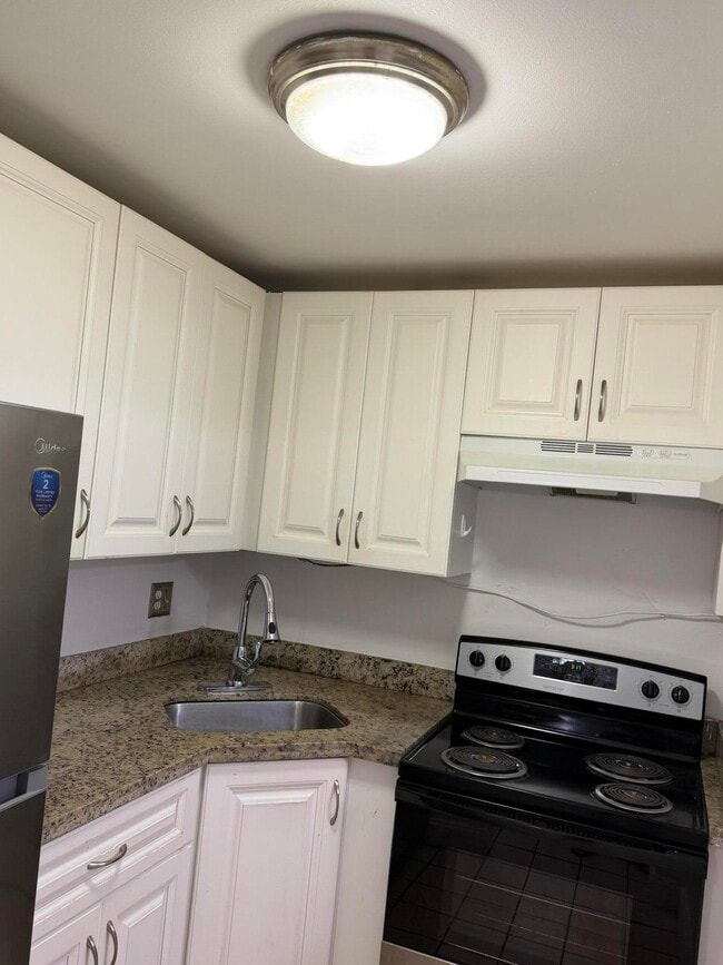 Photo - 270 S Cypress Rd Unit 204