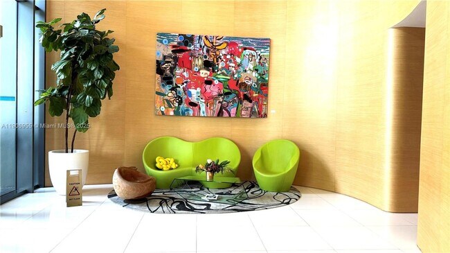 Photo - 501 NE 31st St Unidad 1401