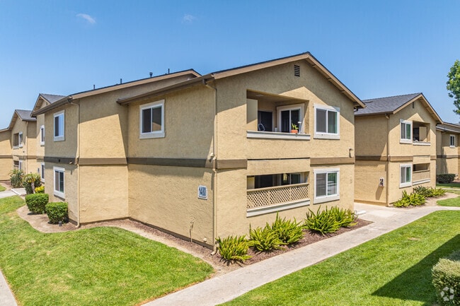 Apartment Homes