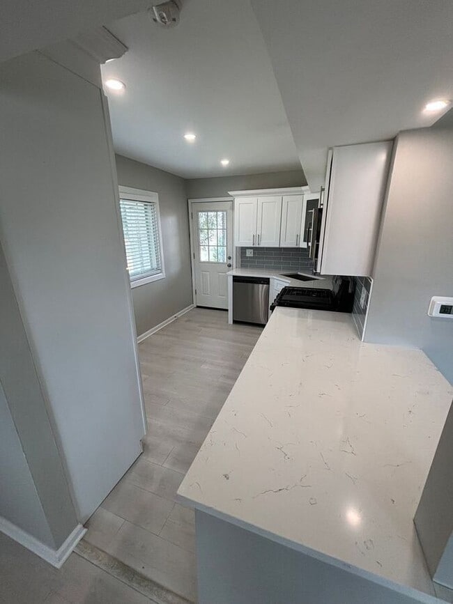 Photo - 641 W Park Ave Unit C