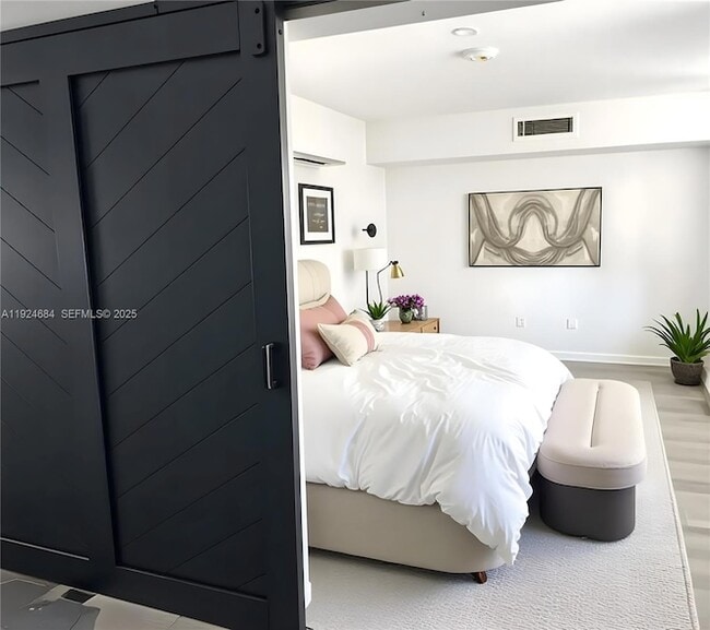 Photo - 2142 Van Buren St