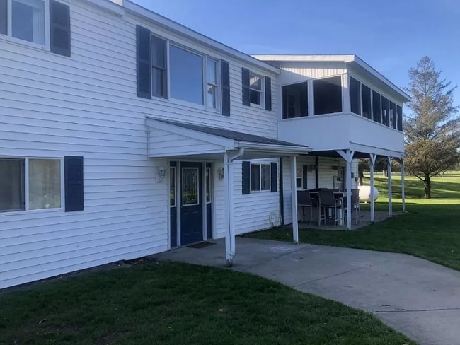 Building Photo - 141 Fisher Settlement Rd Rental