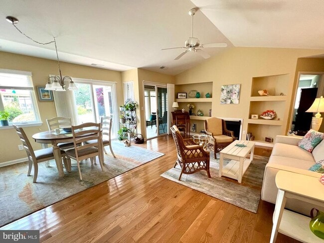 Building Photo - 354 The Plantations Blvd