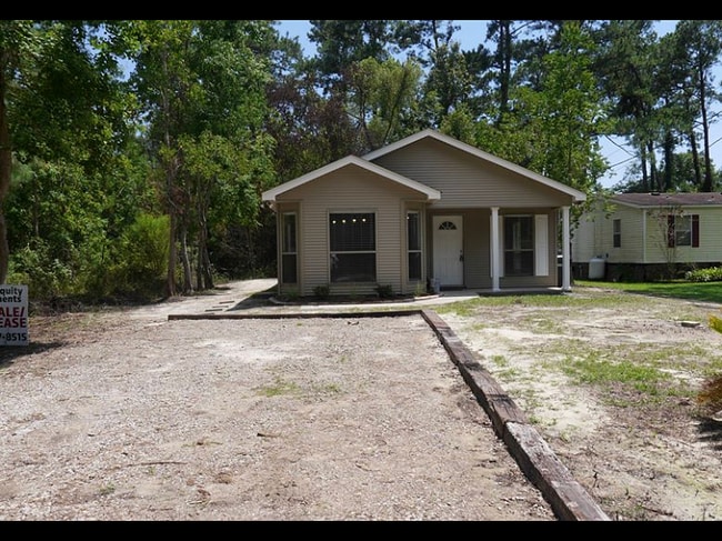 Photo - 138 Poe St