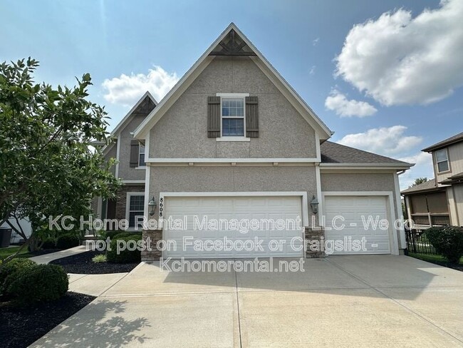 Building Photo - 8608 W 165th St