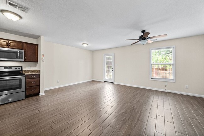 Photo - 754 Robb Ave Unit A