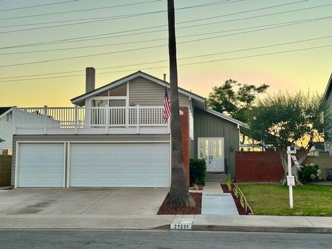 Building Photo - Cul-De-Sac 3 Bedroom 2.5 Bath 2 Story Home...