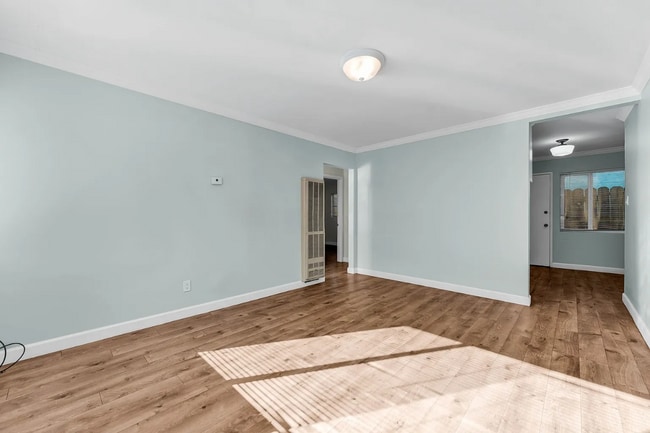 Photo - 929 Sheridan St Unidad a