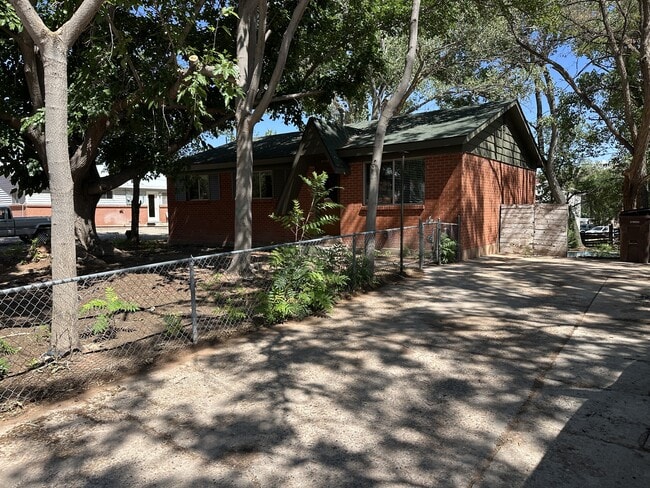 Photo - 423 Huntridge Dr