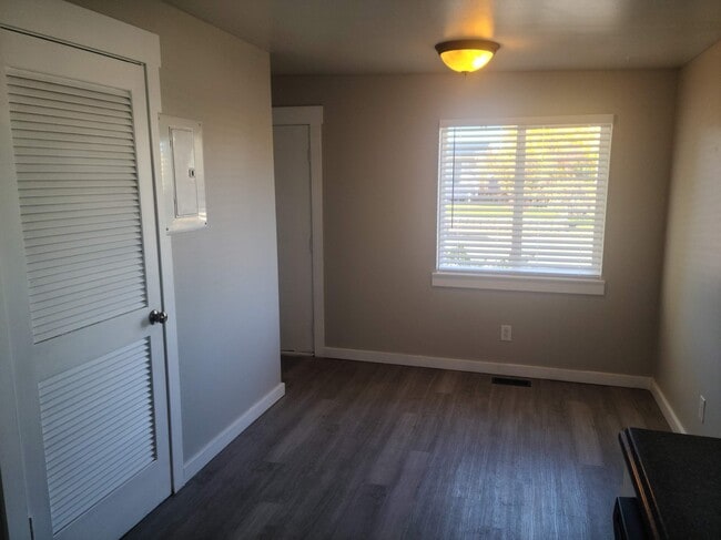 Photo - 4860 S 250 W Unit 2 Bed 1 Bath