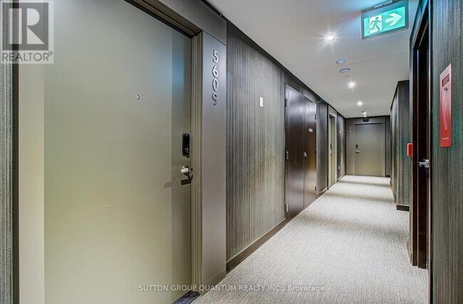 Photo - 448 Burnhamthorpe Rd W Unit 5609