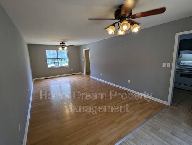 Photo - 11605 Rutherford Dr