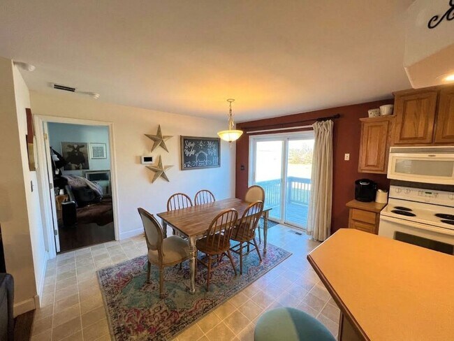 Photo - 412 Walters Dr