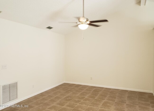 Photo - 2642 San Francisco Blvd