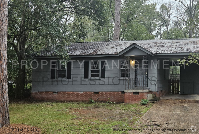 Building Photo - Home on Hines in Hinds