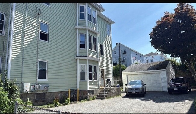 119 Robeson St Unidad 2
