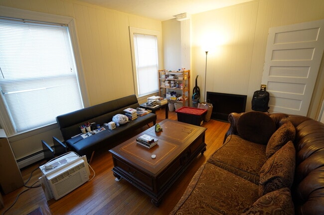 Photo - 1 Ashford Ct Unit 1