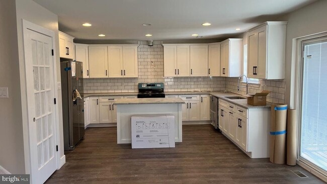 Photo - 116 Isabella Dr