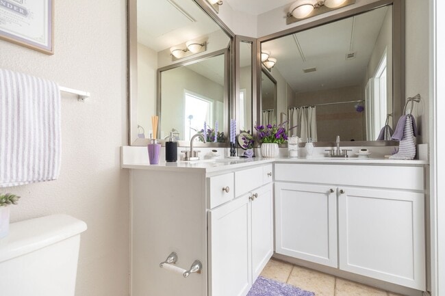 Building Photo - 4001 Fannin St Unit 4523