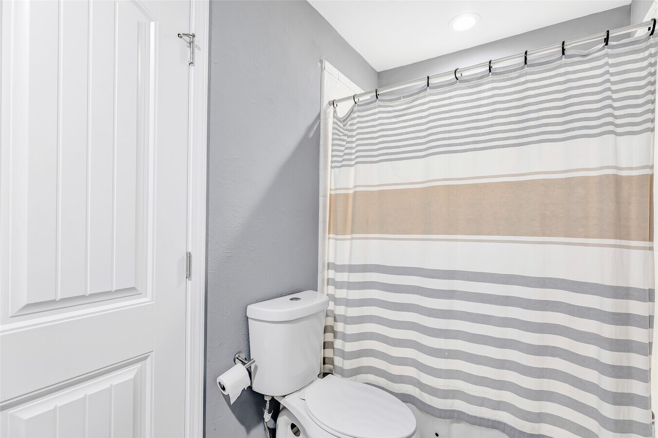 Photo - 1746 Cloister Dr