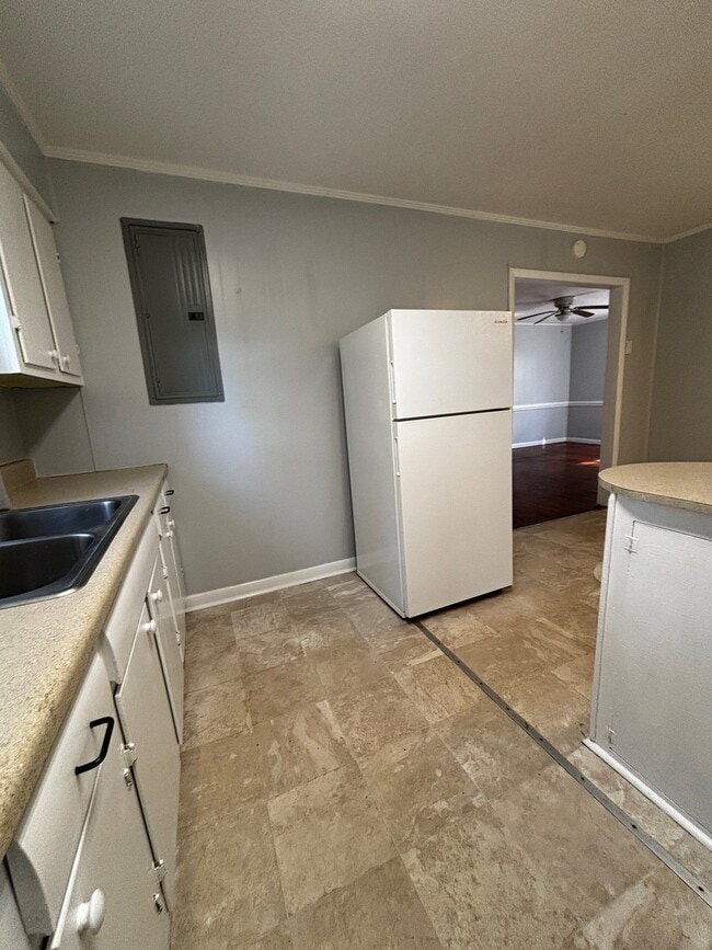 Photo - 773 Shuman St.