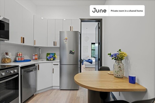 Photo - Room in Shared 3 bed/3 bath home Unit B