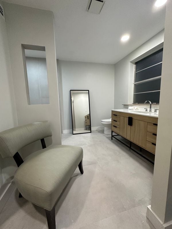 Photo - 831 NW 20th Ter