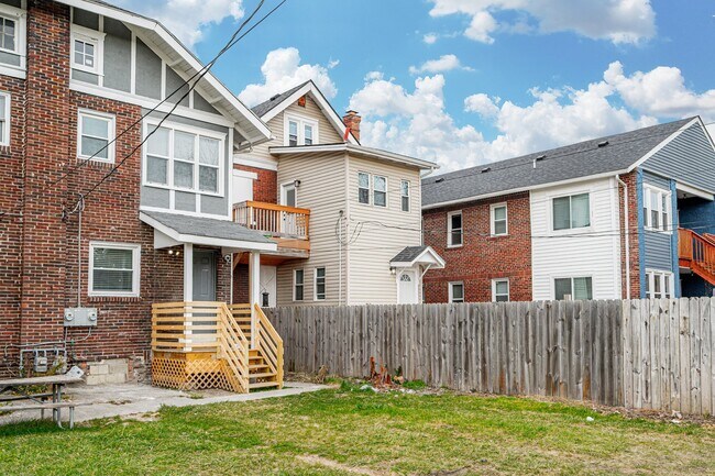 Photo - 960 S Ohio Ave