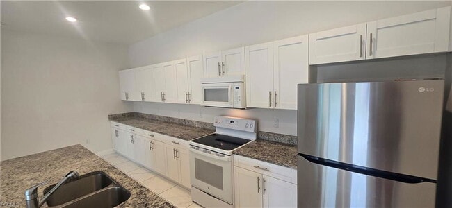 Photo - 4602 25th St SW