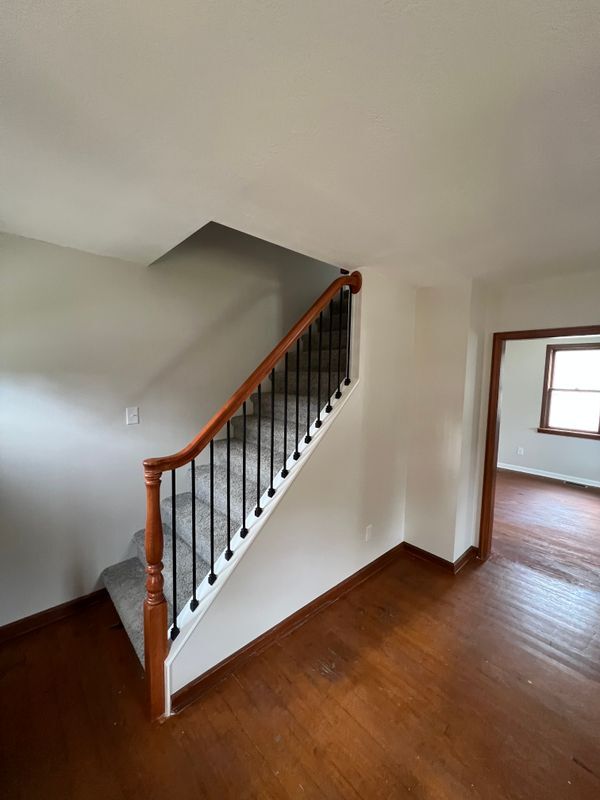 Photo - 1485 Brandt Ave