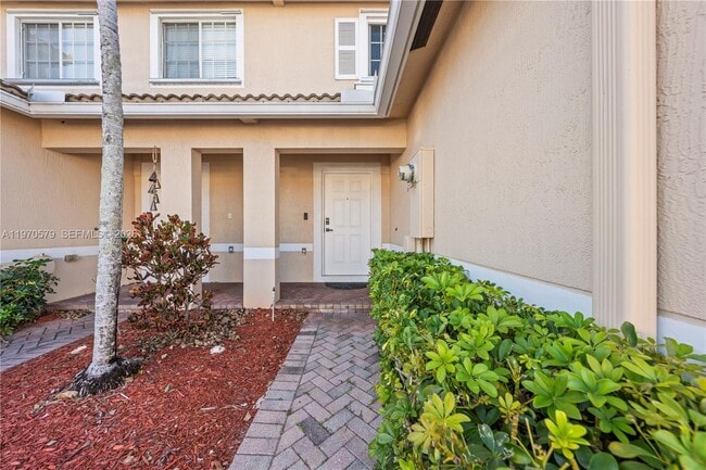 Photo - 5905 Abbey Rd