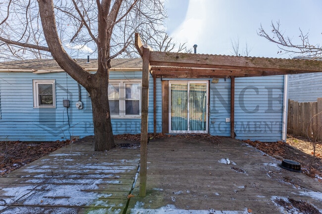 Photo - 420 Benway St