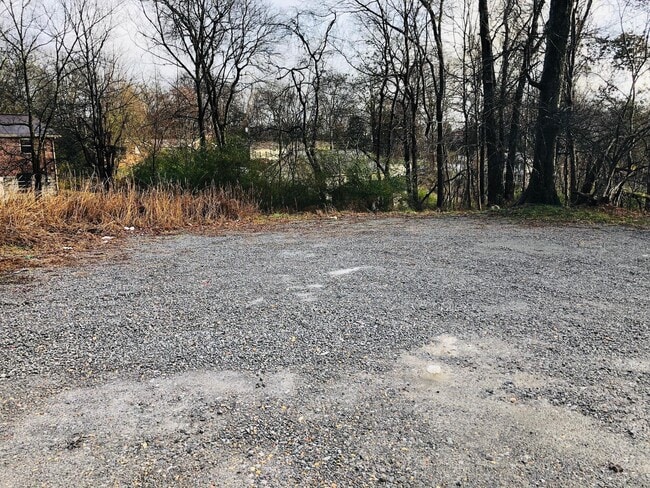 Photo - 185 Oak St Unit 4