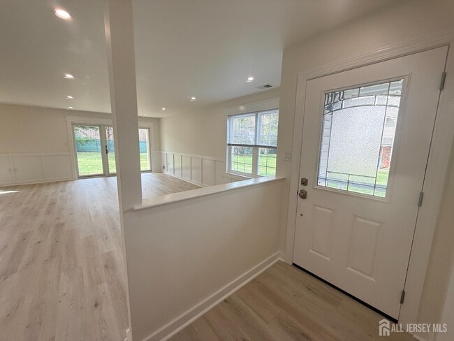 Photo - 15 Lindsey Cir