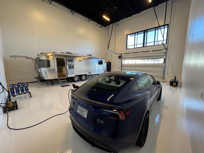 Photo - Motor Enclave Garage Unit 1303