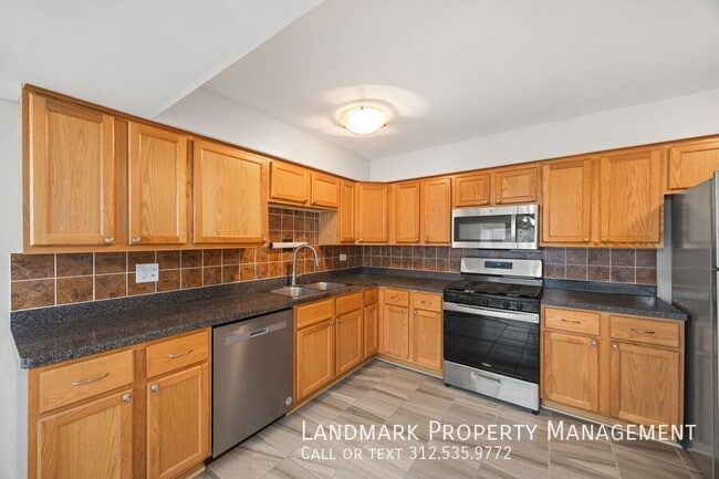 Photo - 10440 Natoma Ave Unidad 6