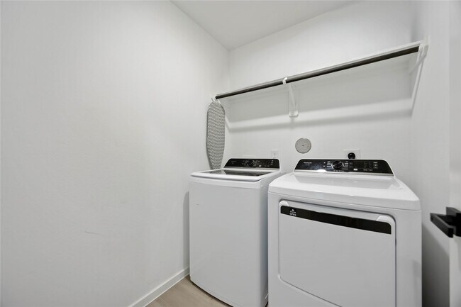 Photo - 3331 Aspen Stream Dr