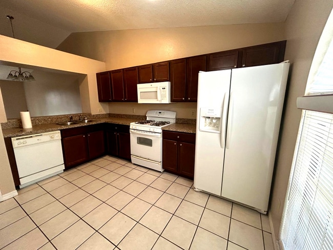 Photo - 3112 Headdress Dr