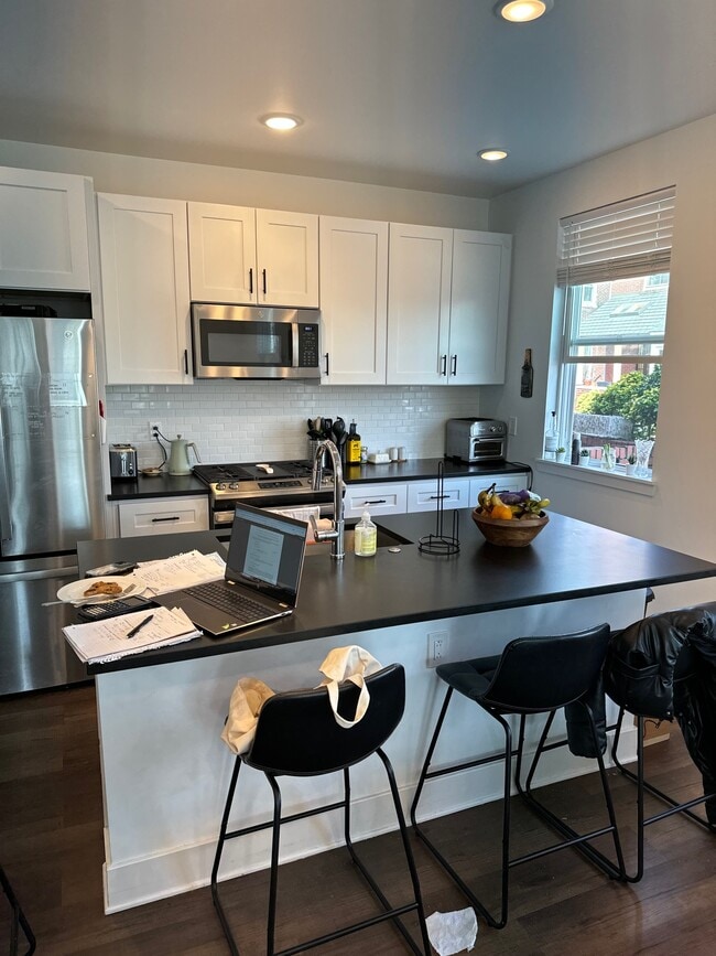 Photo - 256 N 32nd St Unidad #1