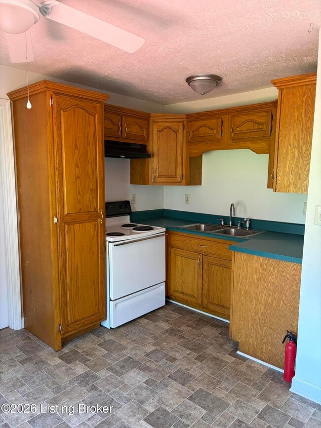 Photo - 1509 Sharon Dr