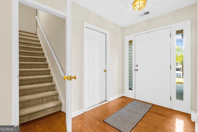 Photo - 3230 Kylay Ct NE