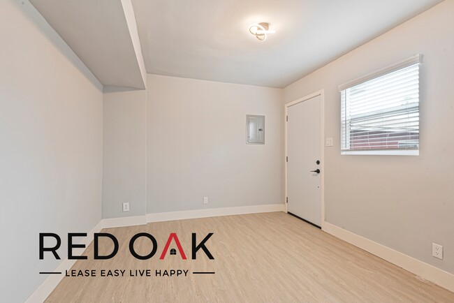 ~2 Weeks FREE~ Cozy Studio with Gated Entr... - ~2 Weeks FREE~ Cozy Studio with Gated Entr... Condo Unit 2